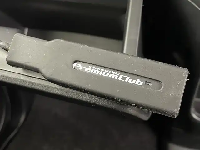 ホンダ Ｎ ＢＯＸ SSパッケージ 福島県 2014(平26)年 4.8万km プレミアムホワイトパール あんしんパッケージ/・シティブレーキアクティブシステム（低速域衝突軽減ブレーキ＋誤発進抑制機能）/・前席用i-サイドエアバッグシステム〈容量変化タイプ〉＋サイドカーテンエアバッグシステム（前席/後席対応）/車線逸脱警報/純正SDナビ/型番：VXM-155VSi/・AM/FM/CD/DVD/ワンセグTV/・バックカメラ/・ETC/・前方ドライブレコーダー/プッシュスタート/・スマートキー/アイドリングストップ/両側パワースライドドア/チルト式ステアリング/・ステアリングスイッチ/純正アルミホイール/純正フロアマット/ドアバイザー