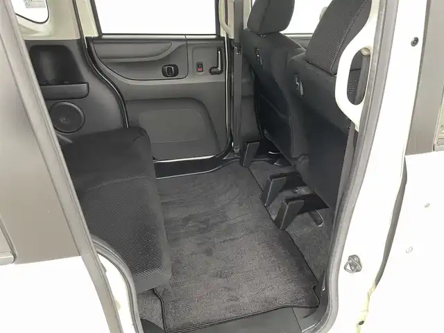 ホンダ Ｎ ＢＯＸ SSパッケージ 福島県 2014(平26)年 4.8万km プレミアムホワイトパール あんしんパッケージ/・シティブレーキアクティブシステム（低速域衝突軽減ブレーキ＋誤発進抑制機能）/・前席用i-サイドエアバッグシステム〈容量変化タイプ〉＋サイドカーテンエアバッグシステム（前席/後席対応）/車線逸脱警報/純正SDナビ/型番：VXM-155VSi/・AM/FM/CD/DVD/ワンセグTV/・バックカメラ/・ETC/・前方ドライブレコーダー/プッシュスタート/・スマートキー/アイドリングストップ/両側パワースライドドア/チルト式ステアリング/・ステアリングスイッチ/純正アルミホイール/純正フロアマット/ドアバイザー