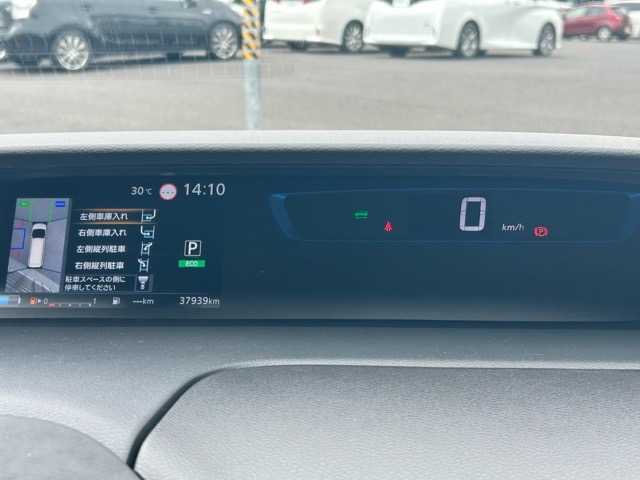 日産 セレナ e－パワー ハイウェイスター V 千葉県 2019(平31)年 3.8万km ダイヤモンドブラック １１インチ社外ナビ/フルセグTV/Bluetooth/HDMI/USB/CD/DVD/ETC/バックカメラ/全方位カメラ/サイドカメラ/両側パワースライドドア/プロパイロット/レダークルーズコントロール/デジタルインナーミラー/レーンキープアシスト/衝突軽減アシスト/車線逸脱警報/盗難防止装置/オートマチックハイビーム/ウィンカーミラー/プッシュスタート/スマートキー/スペアキー１本/LEDヘッドライト/社外アルミホイール/純正フロアマット/保証書