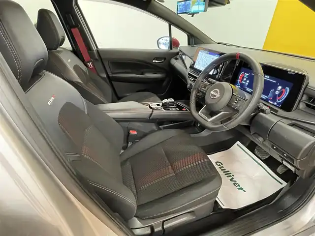 日産 オーラ ニスモ 群馬県 2022(令4)年 5万km ブリリアントシルバー/スーパーブラック 2トーン エマージェンシーブレーキ/プロパイロット/純正9インチメモリナビ/　　BT/フルセグ/USB/HDMI/スマホ連携/アラウンドビューモニター/LEDオートライト/オートハイビーム/ハーフレザーシート/前席シートヒーター/純正17インチAW/コーナーセンサー/ドライブレコーダー/ブラインドスポットモニター/デジタルインナーミラー/おくだけ充電/オートブレーキホールド/ステアリングヒーター/ステアリングスイッチ/横滑り防止装置/サイド・カーテンエアバッグ/スマートキー/ビルトインETC2.0