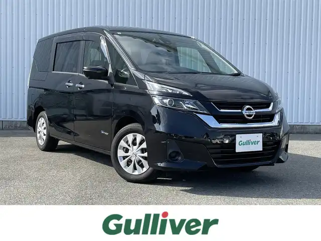 日産 セレナ X Vセレクション 福岡県 2017(平29)年 4万km ダイヤモンドブラック 純正ナビ（ＭＭ５１７Ｄ－Ｌ）/後席フリップダウンモニター　/アラウンドビューモニター　/エマージェンシーブレーキ　/両側パワースライドドア　/パーキングアシスト　/フルセグＴＶ　/クルーズコントロール/ ETC