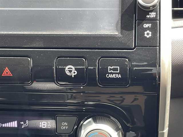 日産 セレナ X Vセレクション 福岡県 2017(平29)年 4万km ダイヤモンドブラック 純正ナビ（ＭＭ５１７Ｄ－Ｌ）/後席フリップダウンモニター　/アラウンドビューモニター　/エマージェンシーブレーキ　/両側パワースライドドア　/パーキングアシスト　/フルセグＴＶ　/クルーズコントロール/ ETC