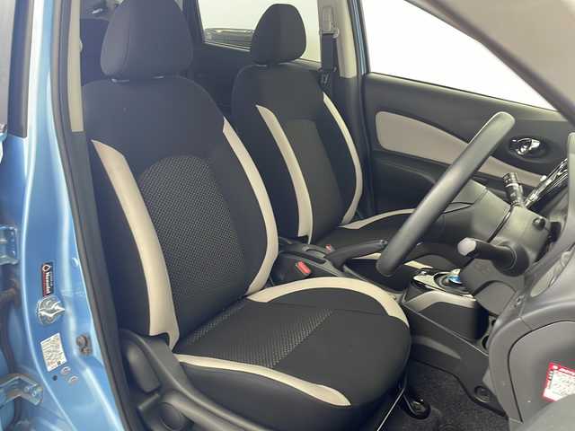 日産 ノート e－パワー X 新潟県 2017(平29)年 7.2万km ソニックブルー ディーラーオプションナビ/地デジ視聴可/インテリジェンｒトアラウンドビューモニター/踏み間違い衝突防止アシスト/フロント_バックソナー/スマートルームミラー/ドアミラーヒーター/インテリジェントエマージェンシーブレーキ/車線逸脱警報/オートライト/オートエアコン/インテリジェントキー/プッシュエンジンスターター/ＳＲＳエアバック（運転席・助手席）
