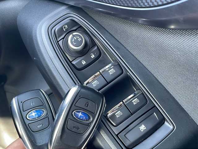 スバル レヴォーグ 1．8GT EX 青森県 2020(令2)年 3.2万km ラピスブルーP 4WD/ワンオーナー/純正11.6インチナビ・フルセグTV/BT/USB/AUX/AppieCarPlay/AndroidAuto/フロント・サイド・バックカメラ/前席シートヒーター/運転席パワーシート/アイサイトXテクノロジー/視界拡張テクノロジー/衝突軽減ブレーキ/追従クルーズコントロール/アクティブレーンチェンジ/レーンキープアシスト/リアビークルディテクション/純正ドライブレコーダー/ビルトインETC/LEDヘッドライト/LEDフォグランプ/純正17インチアルミホイール/純正フロアマット/スペアキー