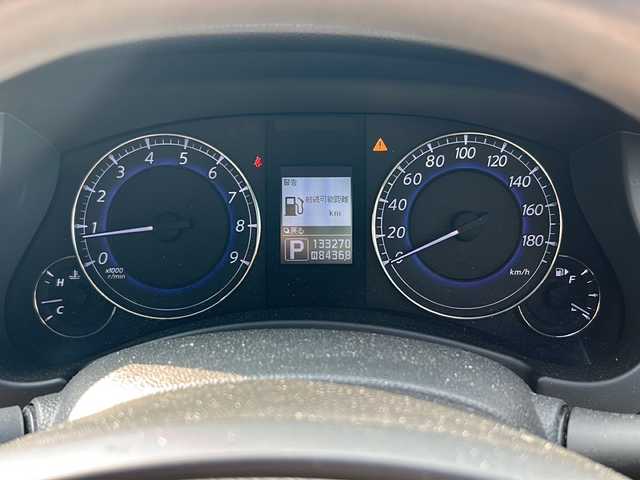 日産 スカイライン クロスオーバー 370GT FOUR Type P 石川県 2012(平24)年 13.4万km クリスタルホワイトパール サンルーフ/クルーズコントロール/純正HDDナビゲーション/【CD・DVD・フルセグTV・FM/AM】/バックカメラ/レザーシート/・前席パワーシート/・運転席席シートメモリ機能/・シートヒーター/ステアリングリモコン/ビルトインETC/プッシュスタート/・スマートキー/HIDヘッドライト/・オートライト/・フォグランプ/電動格納ミラー/・ウィンカーミラー/純正マット/保証書