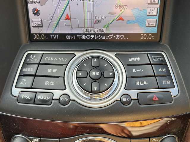 日産 スカイライン クロスオーバー 370GT FOUR Type P 石川県 2012(平24)年 13.4万km クリスタルホワイトパール サンルーフ/クルーズコントロール/純正HDDナビゲーション/【CD・DVD・フルセグTV・FM/AM】/バックカメラ/レザーシート/・前席パワーシート/・運転席席シートメモリ機能/・シートヒーター/ステアリングリモコン/ビルトインETC/プッシュスタート/・スマートキー/HIDヘッドライト/・オートライト/・フォグランプ/電動格納ミラー/・ウィンカーミラー/純正マット/保証書
