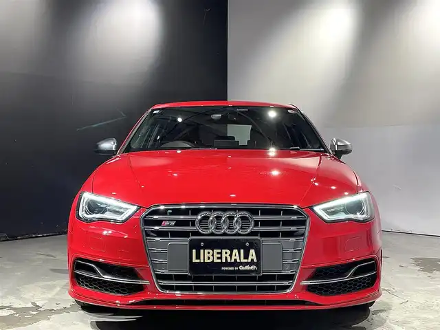 アウディ Ｓ３ スポーツバック 道央・札幌 2014(平26)年 6.9万km ブリリアントレッド バックカメラ/アウディーパーキングシステム/スタビリティコントロール/パワーシート（D/N）/左右独立調整オートエアコン/HIDヘッドライト/オートライト/アウディドライブセレクト/パドルシフト/フルセグTV/ハーフレザーシート/フルタイム４WD/純正フロアマット/ETC/・保証書、取扱説明書（有）/・スペアキー×１
