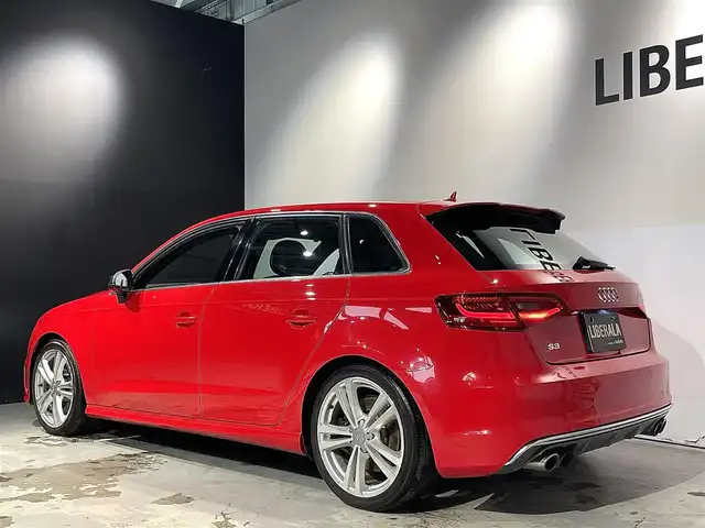 アウディ Ｓ３ スポーツバック 道央・札幌 2014(平26)年 6.9万km ブリリアントレッド バックカメラ/アウディーパーキングシステム/スタビリティコントロール/パワーシート（D/N）/左右独立調整オートエアコン/HIDヘッドライト/オートライト/アウディドライブセレクト/パドルシフト/フルセグTV/ハーフレザーシート/フルタイム４WD/純正フロアマット/ETC/・保証書、取扱説明書（有）/・スペアキー×１