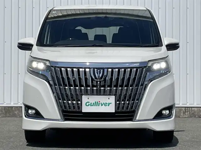 トヨタ エスクァイア Gi 福岡県 2018(平30)年 5.1万km ホワイトパールクリスタルシャイン ワンオーナー/フリップダウンモニター/純正９インチナビ（ＮＳＺＴ－Ｙ６８Ｔ）/フルセグTV/CD/DVD/BT/SD/バックカメラ/衝突軽減/レーンアシスト/両側パワースライドドア/クルーズコントロール/シートヒーター/ＥＴＣ/スマートキー/プッシュスタート/純正AW