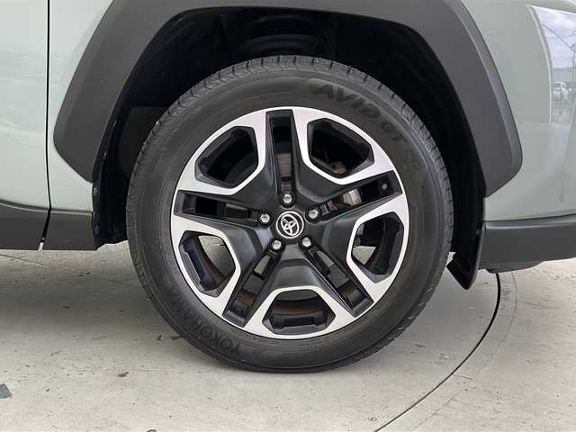トヨタ ＲＡＶ４ アドベンチャー 宮城県 2020(令2)年 6万km アッシュグレーメタリック/アーバンカーキ Toyota Safety Sense/・プリクラッシュセーフティ/・レーントレーシングアシスト/・レーダークルーズコントロール/・ロードサインアシスト/・オートマチックハイビーム/社外7インチナビ/・CD.DVD.BT.SD.USB/・フルセグTV/バックカメラ/合皮シート/・D席パワーシート/ビルトインETC/プッシュスタート/スマートキー/電動パーキングブレーキ/横滑り防止/ステアリングスイッチ/LEDヘッドライト/純正19インチAW/純正フロアマット