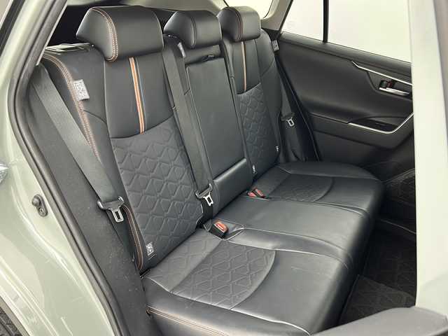 トヨタ ＲＡＶ４ アドベンチャー 宮城県 2020(令2)年 6万km アッシュグレーメタリック/アーバンカーキ Toyota Safety Sense/・プリクラッシュセーフティ/・レーントレーシングアシスト/・レーダークルーズコントロール/・ロードサインアシスト/・オートマチックハイビーム/社外7インチナビ/・CD.DVD.BT.SD.USB/・フルセグTV/バックカメラ/合皮シート/・D席パワーシート/ビルトインETC/プッシュスタート/スマートキー/電動パーキングブレーキ/横滑り防止/ステアリングスイッチ/LEDヘッドライト/純正19インチAW/純正フロアマット