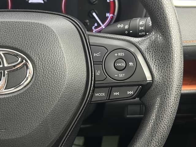 トヨタ ＲＡＶ４ アドベンチャー 宮城県 2020(令2)年 6万km アッシュグレーメタリック/アーバンカーキ Toyota Safety Sense/・プリクラッシュセーフティ/・レーントレーシングアシスト/・レーダークルーズコントロール/・ロードサインアシスト/・オートマチックハイビーム/社外7インチナビ/・CD.DVD.BT.SD.USB/・フルセグTV/バックカメラ/合皮シート/・D席パワーシート/ビルトインETC/プッシュスタート/スマートキー/電動パーキングブレーキ/横滑り防止/ステアリングスイッチ/LEDヘッドライト/純正19インチAW/純正フロアマット