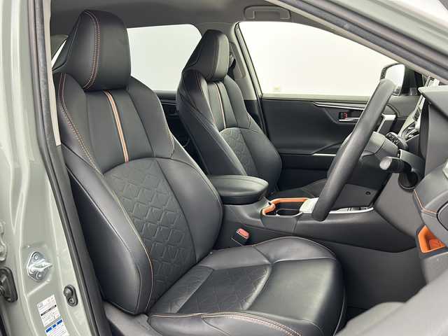 トヨタ ＲＡＶ４ アドベンチャー 宮城県 2020(令2)年 6万km アッシュグレーメタリック/アーバンカーキ Toyota Safety Sense/・プリクラッシュセーフティ/・レーントレーシングアシスト/・レーダークルーズコントロール/・ロードサインアシスト/・オートマチックハイビーム/社外7インチナビ/・CD.DVD.BT.SD.USB/・フルセグTV/バックカメラ/合皮シート/・D席パワーシート/ビルトインETC/プッシュスタート/スマートキー/電動パーキングブレーキ/横滑り防止/ステアリングスイッチ/LEDヘッドライト/純正19インチAW/純正フロアマット