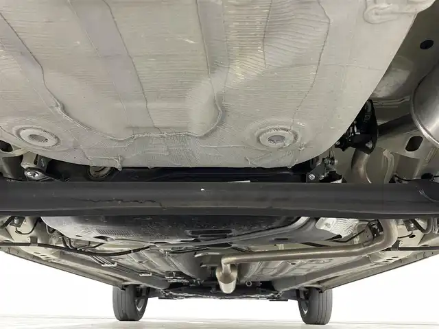 スズキ クロスビー HYBRID MZ 福島県 2022(令4)年 1.6万km キャラバンアイボリーパールメタリック/ホワイト 2トーンルーフ スズキセーフティサポート　/・デュアルカメラ　/・ブレーキサポート　/・アダプティブクルーズコントロール　/・誤発進抑制機能　/・車線逸脱警報機能　/・先行車発進お知らせ機能　/・ふらつき警報機能　/・ハイビームアシスト/・後退時ブレーキサポート/・リアパーキングセンサー/・車線維持支援機能/革巻きステアリング/・ステアリングスイッチ/パドルシフト/シートヒーター/プッシュスタート/・スマートキー/LEDライト/・オートライト/電動格納ウィンカーミラー/純正フロアマット