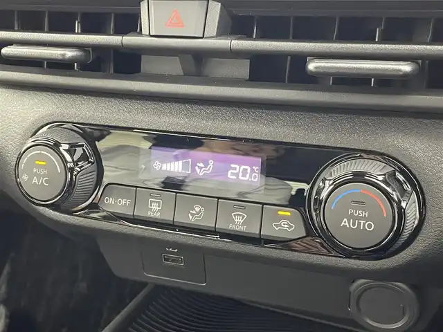 日産 ノート X 茨城県 2022(令4)年 1.4万km ピンク 純正ナビ/Bluetooth/フルセグTV/全方位カメラ/デジタルインナーミラー/ドライブレコーダー/コーナーセンサー/横滑り防止装置/衝突軽減ブレーキ/BSW/カーテンエアバッグ/電格ミラー