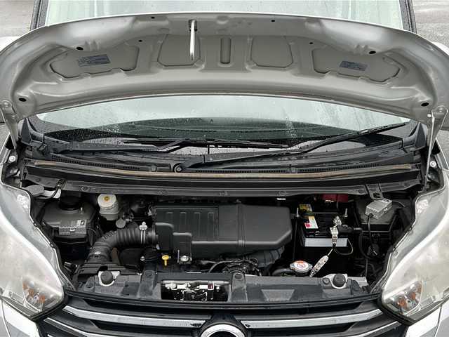 日産 デイズ ルークス X Vセレクション 岩手県 2018(平30)年 7.5万km スターリングシルバーM ４ＷＤ　純正ナビ　全方位カメラ　フルセグ　両側パワースライド　純正１４ＡＷ　シートヒーター　ドライブレコーダー　アイドリングストップ　ＬＥＤライト　Ｂｌｕｅｔｏｏｔｈ　スマートキー