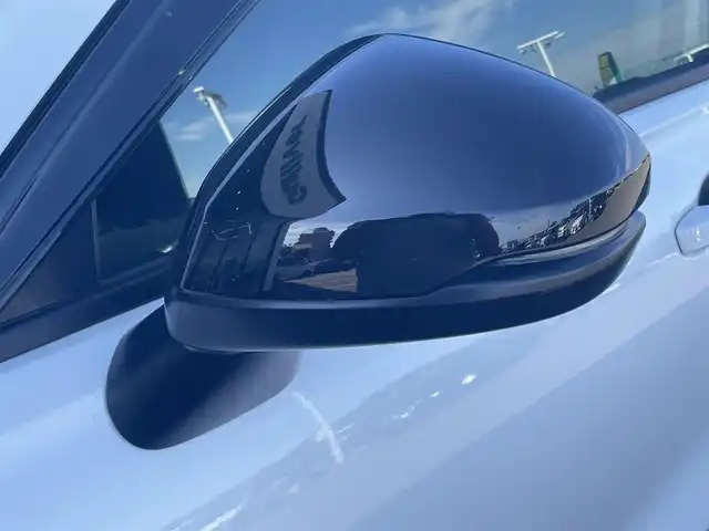 ホンダ ＺＲ－Ｖ ハイブリッド e:HEV Z 東京都 2023(令5)年 1.5万km プラチナホワイトパール マルチビューカメラ/BOSEプレミアムサウンド/純正ナビ/ビルトインETC2.0/ドライブレコーダー/パワーシート/シートヒーター/ステアリングヒーター/パワーバックドア/パドルシフト/ブラインドスポットモニター/LEDヘッドライト/ワイヤレス充電