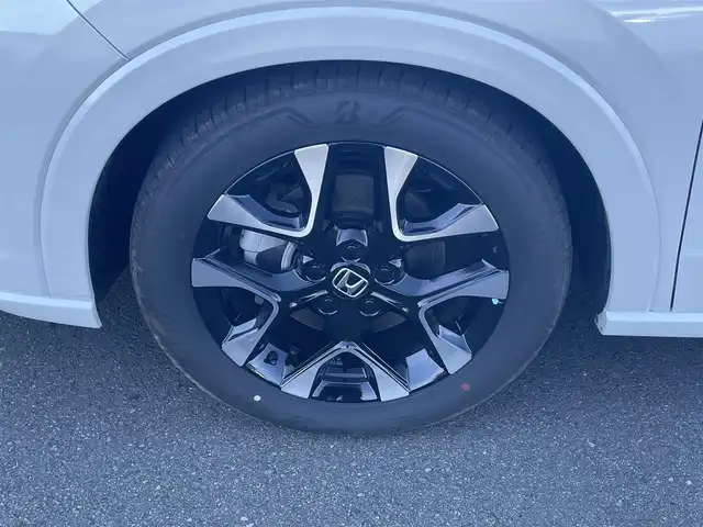 ホンダ ＺＲ－Ｖ ハイブリッド e:HEV Z 東京都 2023(令5)年 1.5万km プラチナホワイトパール マルチビューカメラ/BOSEプレミアムサウンド/純正ナビ/ビルトインETC2.0/ドライブレコーダー/パワーシート/シートヒーター/ステアリングヒーター/パワーバックドア/パドルシフト/ブラインドスポットモニター/LEDヘッドライト/ワイヤレス充電
