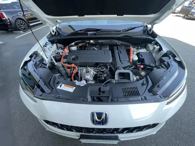 ホンダ ＺＲ－Ｖ ハイブリッド e:HEV Z 東京都 2023(令5)年 1.5万km プラチナホワイトパール マルチビューカメラ/BOSEプレミアムサウンド/純正ナビ/ビルトインETC2.0/ドライブレコーダー/パワーシート/シートヒーター/ステアリングヒーター/パワーバックドア/パドルシフト/ブラインドスポットモニター/LEDヘッドライト/ワイヤレス充電