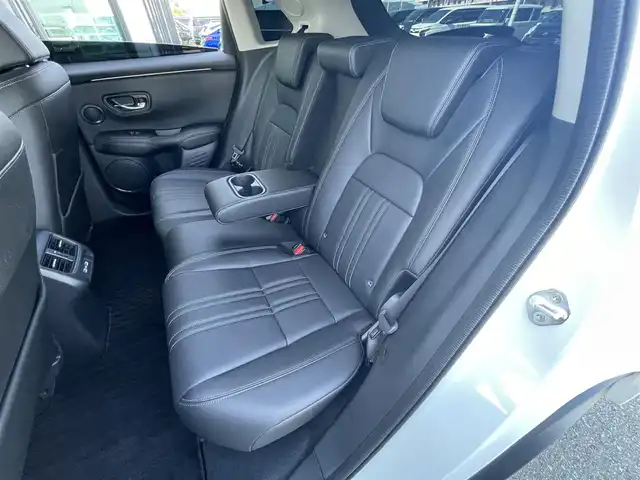 ホンダ ＺＲ－Ｖ ハイブリッド e:HEV Z 東京都 2023(令5)年 1.5万km プラチナホワイトパール マルチビューカメラ/BOSEプレミアムサウンド/純正ナビ/ビルトインETC2.0/ドライブレコーダー/パワーシート/シートヒーター/ステアリングヒーター/パワーバックドア/パドルシフト/ブラインドスポットモニター/LEDヘッドライト/ワイヤレス充電