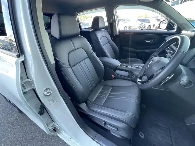 ホンダ ＺＲ－Ｖ ハイブリッド e:HEV Z 東京都 2023(令5)年 1.5万km プラチナホワイトパール マルチビューカメラ/BOSEプレミアムサウンド/純正ナビ/ビルトインETC2.0/ドライブレコーダー/パワーシート/シートヒーター/ステアリングヒーター/パワーバックドア/パドルシフト/ブラインドスポットモニター/LEDヘッドライト/ワイヤレス充電