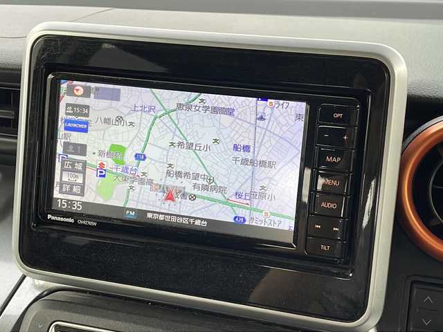 スズキ スペーシア ギア HYBRID XZターボ 東京都 2020(令2)年 3万km シフォンアイボリーM 取扱説明書/保証書/全方位カメラ/ヘッドアップディスプレイ/ターボ車/ディーラーナビ(CD/DVD/FM/AM/SD/BT)/スズキセーフティサポート/クルーズコントロール（追従走行あり）/プッシュスタート/両側パワースライドドア/前席シートヒーター/横滑り防止装置/スマートキー/電動格納ミラー/後席テーブル/フォグランプ/ステアリングスイッチ/パドルシフト/オートマチックハイビーム