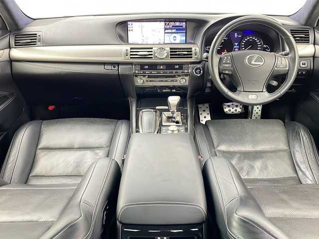 レクサス ＬＳ 600h Fスポーツ 道央・札幌 2014(平26)年 4.6万km ホワイトノーヴァガラスフレーク ・4WD/・純正ナビ＆TV＆CD＆DVD＆BT/・バックカメラ/・レザーシート/・前席パワーシート/・シートヒーター/・ステアリングヒーター/・ブラインドスポットモニター/・パドルシフト/・リア電動シェード/・オートライト/・オートマチックハイビーム/・LEDヘッドライト/・純正ドライブレコーダー