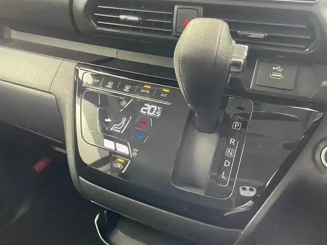 日産 ルークス ハイウェイスター X 埼玉県 2021(令3)年 5.2万km アメジストパープル 純正９インチナビ　/アラウンドビューモニター　/片側パワースライドドア　/ビルトインＥＴＣ　/ドライブレコーダー　/オートスライドドア　/純正アルミホイール　/オートライト　/ＬＥＤヘッドライト　/地デジフルセグ