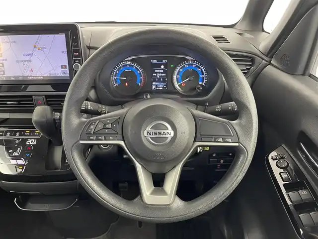 日産 ルークス ハイウェイスター X 埼玉県 2021(令3)年 5.2万km アメジストパープル 純正９インチナビ　/アラウンドビューモニター　/片側パワースライドドア　/ビルトインＥＴＣ　/ドライブレコーダー　/オートスライドドア　/純正アルミホイール　/オートライト　/ＬＥＤヘッドライト　/地デジフルセグ