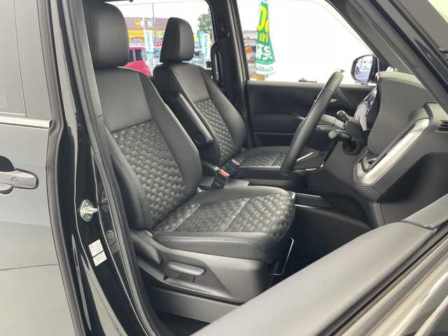 トヨタ ヴォクシー ハイブリッド S－Z 愛知県 2022(令4)年 4万km グリッターブラックガラスフレーク トヨタ純正10.5インチディスプレイオーディオPlus/CD/DVD可/快適利便パッケージHigh/ハンズフリーデュアルパワースライドドア/パワーバックドア/パワーバックドアスイッチ/ナノイーX/バックカメラ/ステアリングヒーター/運転席、助手席シートヒーター/後席シートヒーター/ブラインドスポットモニター/レーンチェンジアシスト/レーダークルーズコントロール/ユニバーサルステップ/プロジェクター式LEDヘッドランプ/HDMI/ETC2.0