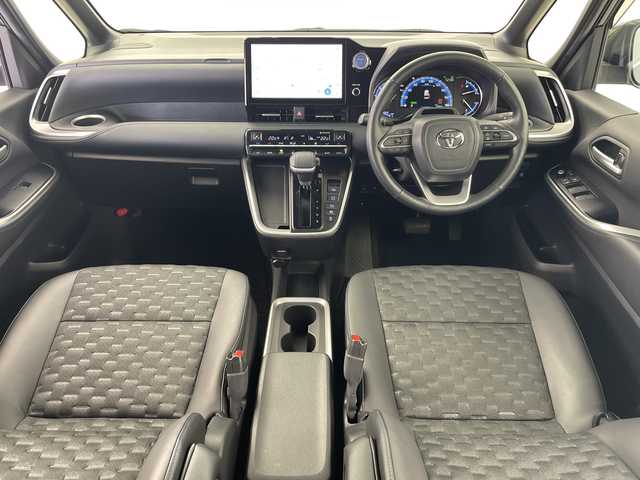 トヨタ ヴォクシー ハイブリッド S－Z 愛知県 2022(令4)年 4万km グリッターブラックガラスフレーク トヨタ純正10.5インチディスプレイオーディオPlus/CD/DVD可/快適利便パッケージHigh/ハンズフリーデュアルパワースライドドア/パワーバックドア/パワーバックドアスイッチ/ナノイーX/バックカメラ/ステアリングヒーター/運転席、助手席シートヒーター/後席シートヒーター/ブラインドスポットモニター/レーンチェンジアシスト/レーダークルーズコントロール/ユニバーサルステップ/プロジェクター式LEDヘッドランプ/HDMI/ETC2.0