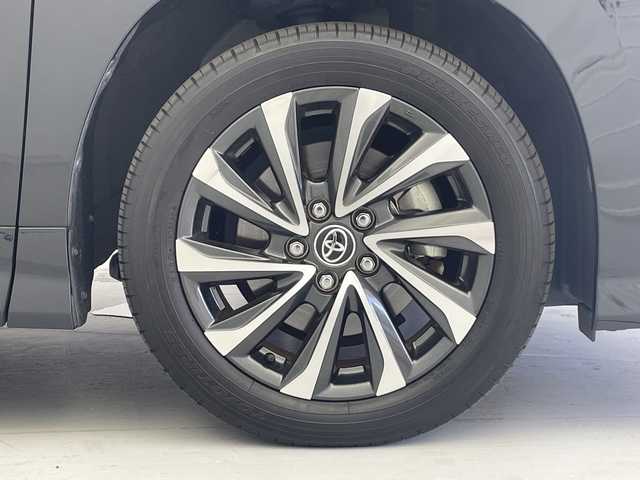 トヨタ ヴォクシー ハイブリッド S－Z 愛知県 2022(令4)年 4万km グリッターブラックガラスフレーク トヨタ純正10.5インチディスプレイオーディオPlus/CD/DVD可/快適利便パッケージHigh/ハンズフリーデュアルパワースライドドア/パワーバックドア/パワーバックドアスイッチ/ナノイーX/バックカメラ/ステアリングヒーター/運転席、助手席シートヒーター/後席シートヒーター/ブラインドスポットモニター/レーンチェンジアシスト/レーダークルーズコントロール/ユニバーサルステップ/プロジェクター式LEDヘッドランプ/HDMI/ETC2.0