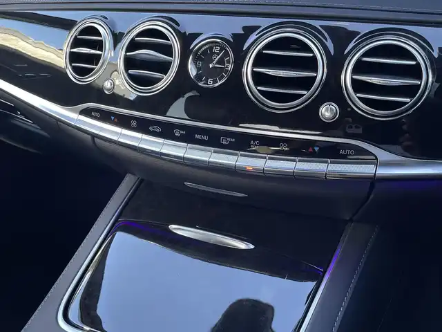メルセデス・ベンツ Ｓ４００ AMGライン 三重県 2017(平29)年 2.5万km オブシディアンブラック レザエク　/サンルーフ　/シートベンチレーション　/ブルメスターサウンド　/パフュームアトマイザー　/黒革　/前席リラクゼーション機能　/全席シートヒーター　/純正ナビ　/全方位カメラ　/フルセグＴＶ　/ダイナミックシート/CDプレーヤー/ヘッドアップディスプレイ