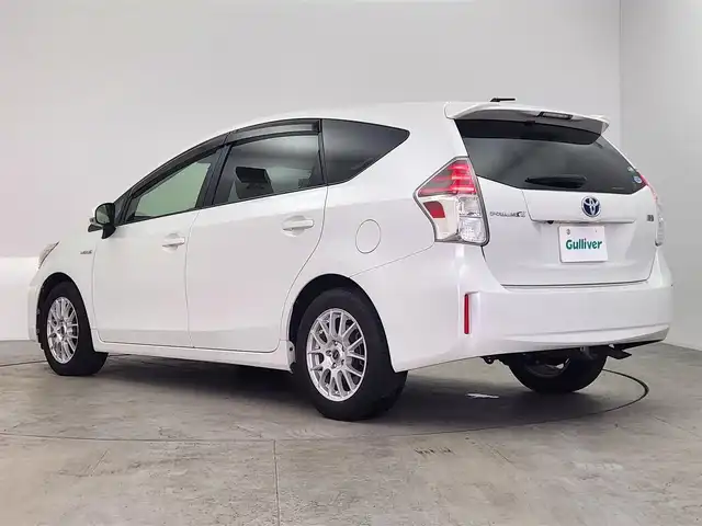 トヨタ プリウス α G 愛知県 2015(平27)年 16.6万km ホワイトパールクリスタルシャイン トヨタセーフティーセンス/純正SDナビ/・Bluetooth/・フルセグTV/革巻きステアリング/ステアリングリモコン/レーダークルーズコントロール/ビルトインETC/AC100V/前後ドライブレコーダー/夏タイヤAWセット積み込み