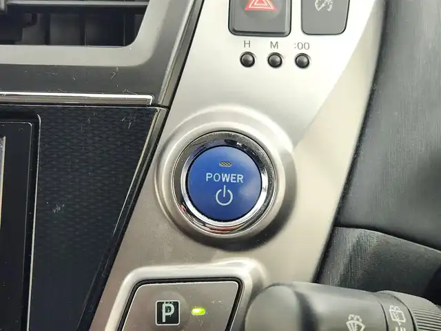 トヨタ プリウス α G 愛知県 2015(平27)年 16.6万km ホワイトパールクリスタルシャイン トヨタセーフティーセンス/純正SDナビ/・Bluetooth/・フルセグTV/革巻きステアリング/ステアリングリモコン/レーダークルーズコントロール/ビルトインETC/AC100V/前後ドライブレコーダー/夏タイヤAWセット積み込み