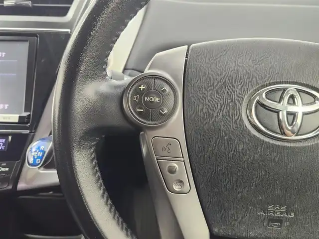 トヨタ プリウス α G 愛知県 2015(平27)年 16.6万km ホワイトパールクリスタルシャイン トヨタセーフティーセンス/純正SDナビ/・Bluetooth/・フルセグTV/革巻きステアリング/ステアリングリモコン/レーダークルーズコントロール/ビルトインETC/AC100V/前後ドライブレコーダー/夏タイヤAWセット積み込み