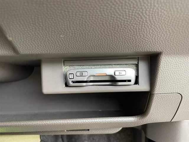 スズキ ラパン ショコラ X 東京都 2014(平26)年 6.7万km ベージュ ナビゲーション　/フルセグテレビ　/ＣＤ＆ＤＶＤ　/ブルートゥース　/バックカメラ　/ＥＴＣ　/アイドリングストップ　/スマートキー　/合革シート　/シートヒーター　/アイドリングストップ　/保証書　/取扱説明書　/整備手帳