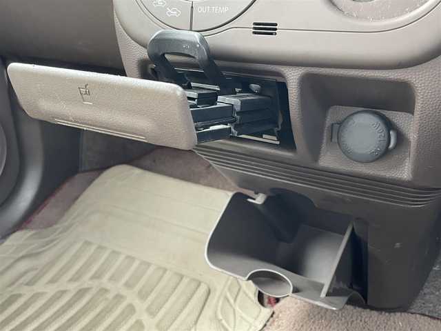 スズキ ラパン ショコラ X 東京都 2014(平26)年 6.7万km ベージュ ナビゲーション　/フルセグテレビ　/ＣＤ＆ＤＶＤ　/ブルートゥース　/バックカメラ　/ＥＴＣ　/アイドリングストップ　/スマートキー　/合革シート　/シートヒーター　/アイドリングストップ　/保証書　/取扱説明書　/整備手帳