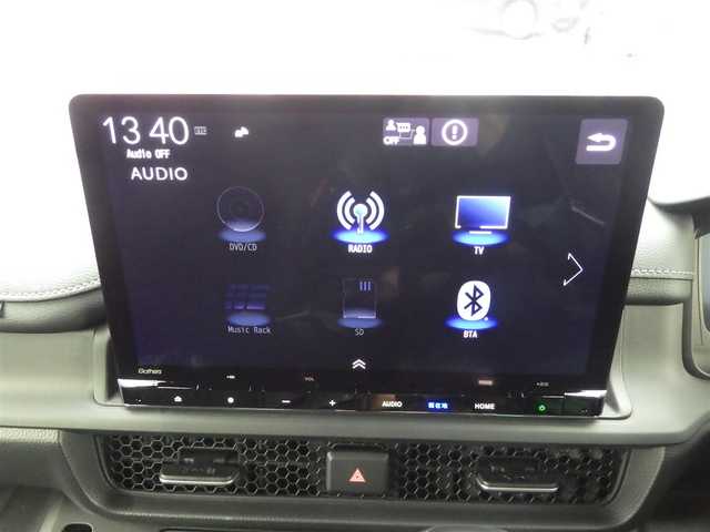 ホンダ ステップワゴン スパーダ 千葉県 2023(令5)年 1.4万km プラチナホワイトパール ホンダセンシング/・衝突軽減ブレーキ（CMBS）/・車線維持支援システム（LKAS）/・アダプティブクルーズコントロール（ACC）/・後方誤発進抑制機能/・誤発進抑制機能/・ブラインドスポットインフォメーション/パワーバックドア/両側パワースライドドア/11.4インチホンダコネクトナビ/地デジTV/【DVD/CD再生機能　Bluetooth接続】/バックカメラ/ドライブレコーダー（前後撮）/ハーフレザーシート/後席オットマン/革巻きステアリング/ステアリングスイッチ/パドルシフト/コーナーセンサー/純正16インチアルミホイル/サイド/カーテンエアバッグ/Honda スマートキー