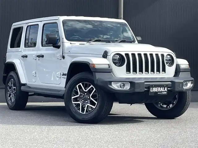 クライスラー・ジープ ジープ ラングラー アンリミテッド サハラ 香川県 2020(令2)年 3.7万km 白 自動ブレーキ/BSM/純正ナビ/CarPlay/BT/USB/AUX/ACC/コーナーセンサー/F/Rドライブレコーダー/アイドリングストップ/スマートキー/LEDヘッドライト/ヒルスタートアシスト/ブラックレザーシート