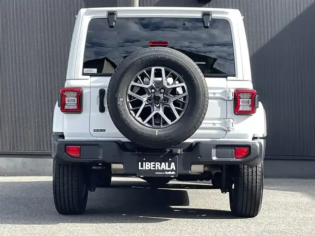 クライスラー・ジープ ジープ ラングラー アンリミテッド サハラ 香川県 2020(令2)年 3.7万km 白 自動ブレーキ/BSM/純正ナビ/CarPlay/BT/USB/AUX/ACC/コーナーセンサー/F/Rドライブレコーダー/アイドリングストップ/スマートキー/LEDヘッドライト/ヒルスタートアシスト/ブラックレザーシート