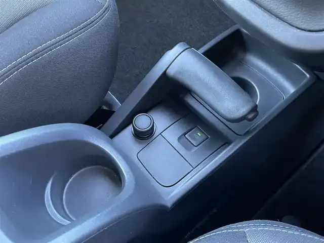 ルノー カングー クルール 埼玉県 2020(令2)年 3.2万km 黄 /ワンオーナー//社外メモリナビ//フルセグTV//バックカメラ//CD/DVD/Bluetooth//両側スライドドア//クルーズコントロール//ETC//キーレス//前後ドライブレコーダー//革巻きステアリング//W.サイドエアバッグ//ABS//横滑り防止装置//前後フォグランプ//プライバシーガラス//新車時保証書//取扱説明書//ナビ取説//スペアキー