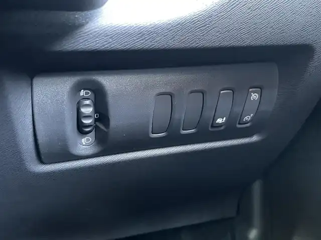 ルノー カングー クルール 埼玉県 2020(令2)年 3.2万km 黄 /ワンオーナー//社外メモリナビ//フルセグTV//バックカメラ//CD/DVD/Bluetooth//両側スライドドア//クルーズコントロール//ETC//キーレス//前後ドライブレコーダー//革巻きステアリング//W.サイドエアバッグ//ABS//横滑り防止装置//前後フォグランプ//プライバシーガラス//新車時保証書//取扱説明書//ナビ取説//スペアキー