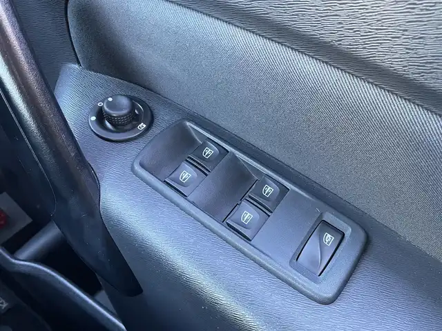 ルノー カングー クルール 埼玉県 2020(令2)年 3.2万km 黄 /ワンオーナー//社外メモリナビ//フルセグTV//バックカメラ//CD/DVD/Bluetooth//両側スライドドア//クルーズコントロール//ETC//キーレス//前後ドライブレコーダー//革巻きステアリング//W.サイドエアバッグ//ABS//横滑り防止装置//前後フォグランプ//プライバシーガラス//新車時保証書//取扱説明書//ナビ取説//スペアキー