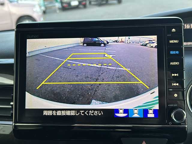 ホンダ Ｎ ＢＯＸ カスタム G L ターボ ホンダセンシング 鳥取県 2018(平30)年 5.2万km プラチナホワイトパール ホンダセンシング/・衝突軽減ブレーキ/・前後誤発信抑制機能/・歩行者事故低減ステアリング/・路外逸脱抑制機能/・アダプティブクルーズコントロール/・車線維持支援システム/・オートハイビーム/・先行車発進お知らせ機能/・標識認識機能/Gathers8型ナビ【VXU-185NBi】/・フルセグ/Bluetooth/CD/DVD/バックカメラ/前方ドライブレコーダー/スマートキー/プッシュスタート/ビルトインETC/ハーフレザーシート/両側電動スライドドア/純正15AW/LEDヘッドライト/LEDフォグ/オートライト/W＆サイドエアバック/カーテンエアバック