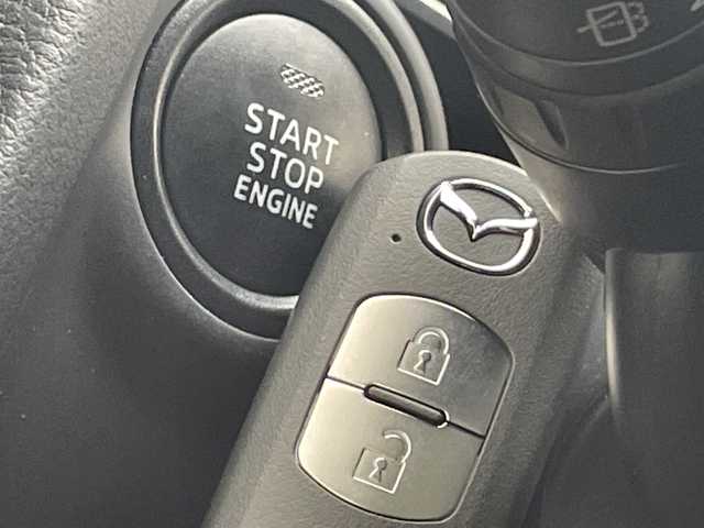 マツダ デミオ XD ツーリング 愛知県 2016(平28)年 5.3万km ダイナミックブルーマイカ 純正ナビ/クルーズコントロール/シートヒーター/バックカメラ/ヘッドアップディスプレイ/ＥＴＣ/パドルシフト/衝突軽減システム/Bluetooth/ステアリングスイッチ/スマートキー/プッシュスタート