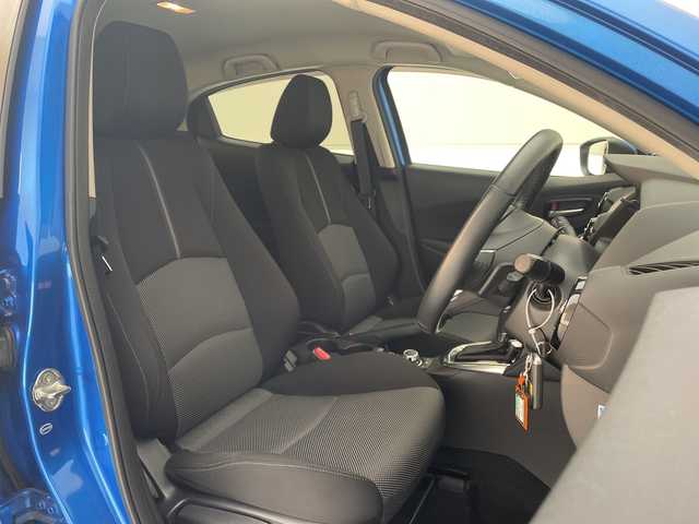 マツダ デミオ XD ツーリング 愛知県 2016(平28)年 5.3万km ダイナミックブルーマイカ 純正ナビ/クルーズコントロール/シートヒーター/バックカメラ/ヘッドアップディスプレイ/ＥＴＣ/パドルシフト/衝突軽減システム/Bluetooth/ステアリングスイッチ/スマートキー/プッシュスタート