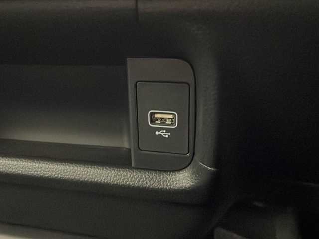 ホンダ ＷＲ－Ｖ Z 愛知県 2024(令6)年 0.1万km プラチナホワイトパール /純正8インチメモリナビ//FM/AM/BT/ipod/USB/フルセグ//純正ドライブレコーダー//ハーフレザーシート//革巻きステアリング//ステアリングスイッチ//パドルシフト//バックカメラ//ETC//LEDオートライト//フロントフォグランプ//オートハイビーム//ホンダセンシング//CMBS//ACC//LKAS//先行車発進お知らせ機能//コーナーセンサー//横滑り防止装置//純正フロアマット//純正ドアバイザー//ISOFIX//プッシュスタート//スマートキー//トノカバー//スペアキー