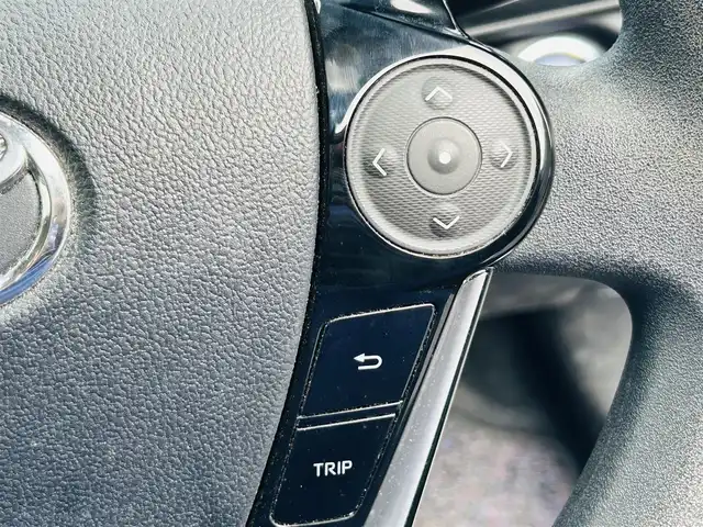 トヨタ アクア S 岡山県 2017(平29)年 12.9万km ライムホワイトパールクリスタルシャイン (株)IDOMが運営する【じしゃロン岡山店】の自社ローン専用車両になります。こちらは現金またはオートローンご利用時の価格です。自社ローンご希望の方は別途その旨お申付け下さい/プッシュスタート/純正7インチナビ/フルセグTV/バックカメラ/Bluetooth/ETC