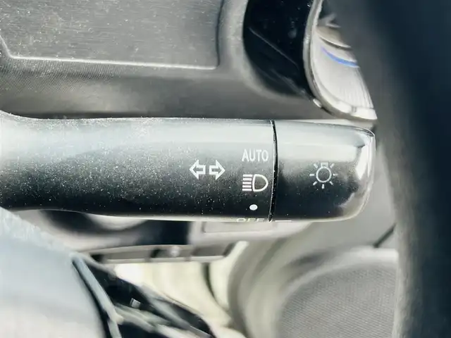 トヨタ アクア S 岡山県 2017(平29)年 12.9万km ライムホワイトパールクリスタルシャイン (株)IDOMが運営する【じしゃロン岡山店】の自社ローン専用車両になります。こちらは現金またはオートローンご利用時の価格です。自社ローンご希望の方は別途その旨お申付け下さい/プッシュスタート/純正7インチナビ/フルセグTV/バックカメラ/Bluetooth/ETC